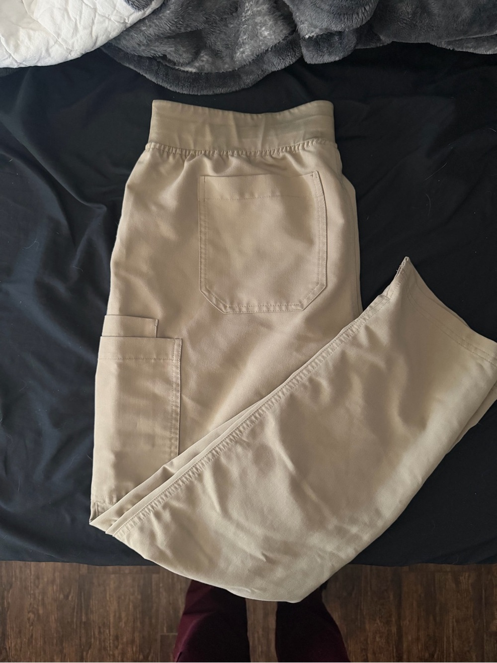 Figs Yola yoga scrub pants